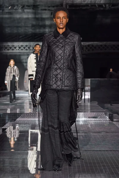 Look 35